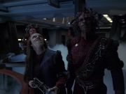 extant_StarTrek_VOY_7x11-Shattered_0855.jpg