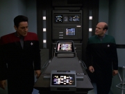 Filename=extant_StarTrek_VOY_7x11-Shattered_0905.jpg
Filesize=143KiB
Dimensions=1200x900
Date added=Jan 14, 2020 extant_StarTrek_VOY_7x11-Shattered_0905.jpg