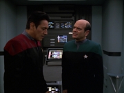 Filename=extant_StarTrek_VOY_7x11-Shattered_0909.jpg
Filesize=126KiB
Dimensions=1200x900
Date added=Jan 14, 2020 extant_StarTrek_VOY_7x11-Shattered_0909.jpg