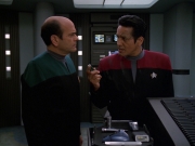 Filename=extant_StarTrek_VOY_7x11-Shattered_0958.jpg
Filesize=145KiB
Dimensions=1200x900
Date added=Jan 14, 2020 extant_StarTrek_VOY_7x11-Shattered_0958.jpg