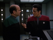 Filename=extant_StarTrek_VOY_7x11-Shattered_0966.jpg
Filesize=137KiB
Dimensions=1200x900
Date added=Jan 14, 2020 extant_StarTrek_VOY_7x11-Shattered_0966.jpg