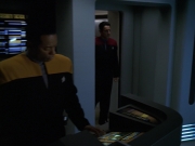 extant_StarTrek_VOY_7x11-Shattered_0979.jpg