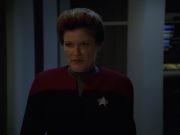 Filename=extant_StarTrek_VOY_7x11-Shattered_1022.jpg
Filesize=99KiB
Dimensions=1200x900
Date added=Jan 14, 2020 extant_StarTrek_VOY_7x11-Shattered_1022.jpg