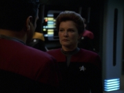 extant_StarTrek_VOY_7x11-Shattered_1062.jpg