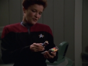 Filename=extant_StarTrek_VOY_7x11-Shattered_1079.jpg
Filesize=110KiB
Dimensions=1200x900
Date added=Jan 14, 2020 extant_StarTrek_VOY_7x11-Shattered_1079.jpg