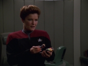 Filename=extant_StarTrek_VOY_7x11-Shattered_1083.jpg
Filesize=117KiB
Dimensions=1200x900
Date added=Jan 14, 2020 extant_StarTrek_VOY_7x11-Shattered_1083.jpg