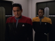 Filename=extant_StarTrek_VOY_7x11-Shattered_1109.jpg
Filesize=116KiB
Dimensions=1200x900
Date added=Jan 14, 2020 extant_StarTrek_VOY_7x11-Shattered_1109.jpg