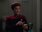 Filename=extant_StarTrek_VOY_7x11-Shattered_1111.jpg
Filesize=124KiB
Dimensions=1200x900
Date added=Jan 14, 2020 extant_StarTrek_VOY_7x11-Shattered_1111.jpg