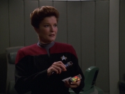 Filename=extant_StarTrek_VOY_7x11-Shattered_1112.jpg
Filesize=124KiB
Dimensions=1200x900
Date added=Jan 14, 2020 extant_StarTrek_VOY_7x11-Shattered_1112.jpg