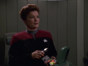 Filename=extant_StarTrek_VOY_7x11-Shattered_1113.jpg
Filesize=120KiB
Dimensions=1200x900
Date added=Jan 14, 2020 extant_StarTrek_VOY_7x11-Shattered_1113.jpg