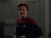 extant_StarTrek_VOY_7x11-Shattered_1121.jpg