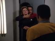 extant_StarTrek_VOY_7x11-Shattered_1135.jpg