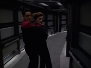 extant_StarTrek_VOY_7x11-Shattered_1144.jpg