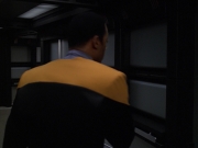 extant_StarTrek_VOY_7x11-Shattered_1161.jpg