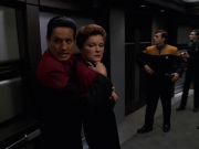Filename=extant_StarTrek_VOY_7x11-Shattered_1177.jpg
Filesize=122KiB
Dimensions=1200x900
Date added=Jan 14, 2020 extant_StarTrek_VOY_7x11-Shattered_1177.jpg