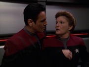 Filename=extant_StarTrek_VOY_7x11-Shattered_1189.jpg
Filesize=122KiB
Dimensions=1200x900
Date added=Jan 14, 2020 extant_StarTrek_VOY_7x11-Shattered_1189.jpg