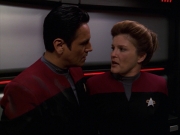 Filename=extant_StarTrek_VOY_7x11-Shattered_1200.jpg
Filesize=124KiB
Dimensions=1200x900
Date added=Jan 14, 2020 extant_StarTrek_VOY_7x11-Shattered_1200.jpg