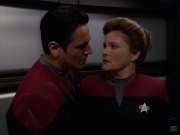 extant_StarTrek_VOY_7x11-Shattered_1208.jpg