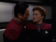 extant_StarTrek_VOY_7x11-Shattered_1212.jpg