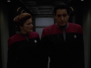 extant_StarTrek_VOY_7x11-Shattered_1226.jpg