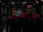 extant_StarTrek_VOY_7x11-Shattered_1232.jpg