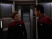 extant_StarTrek_VOY_7x11-Shattered_1236.jpg