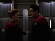 Filename=extant_StarTrek_VOY_7x11-Shattered_1287.jpg
Filesize=119KiB
Dimensions=1200x900
Date added=Jan 14, 2020 extant_StarTrek_VOY_7x11-Shattered_1287.jpg