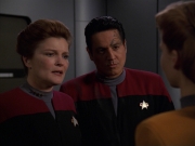 Filename=extant_StarTrek_VOY_7x11-Shattered_1400.jpg
Filesize=124KiB
Dimensions=1200x900
Date added=Jan 14, 2020 extant_StarTrek_VOY_7x11-Shattered_1400.jpg