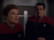 extant_StarTrek_VOY_7x11-Shattered_1432.jpg