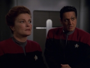extant_StarTrek_VOY_7x11-Shattered_1445.jpg