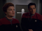 extant_StarTrek_VOY_7x11-Shattered_1446.jpg