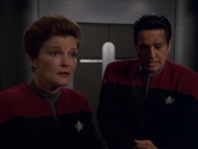 extant_StarTrek_VOY_7x11-Shattered_1452.jpg