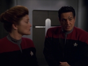 extant_StarTrek_VOY_7x11-Shattered_1456.jpg
