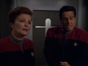 extant_StarTrek_VOY_7x11-Shattered_1462.jpg