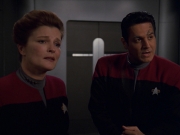 extant_StarTrek_VOY_7x11-Shattered_1463.jpg