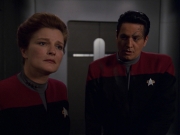 extant_StarTrek_VOY_7x11-Shattered_1473.jpg