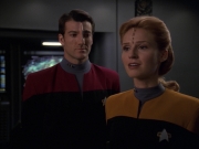 extant_StarTrek_VOY_7x11-Shattered_1488.jpg