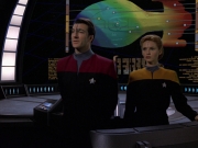 extant_StarTrek_VOY_7x11-Shattered_1497.jpg