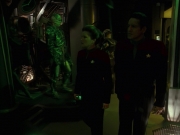 extant_StarTrek_VOY_7x11-Shattered_1556.jpg