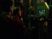 Filename=extant_StarTrek_VOY_7x11-Shattered_1593.jpg
Filesize=136KiB
Dimensions=1200x900
Date added=Jan 14, 2020 extant_StarTrek_VOY_7x11-Shattered_1593.jpg