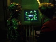 extant_StarTrek_VOY_7x11-Shattered_1626.jpg