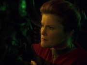 extant_StarTrek_VOY_7x11-Shattered_1627.jpg