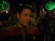 extant_StarTrek_VOY_7x11-Shattered_1637.jpg