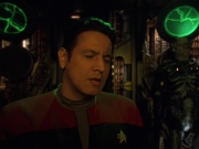 extant_StarTrek_VOY_7x11-Shattered_1639.jpg