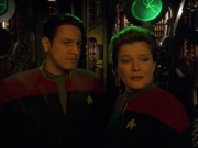 extant_StarTrek_VOY_7x11-Shattered_1668.jpg