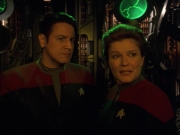 extant_StarTrek_VOY_7x11-Shattered_1669.jpg