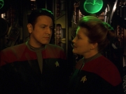 extant_StarTrek_VOY_7x11-Shattered_1670.jpg