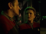 extant_StarTrek_VOY_7x11-Shattered_1687.jpg