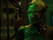 extant_StarTrek_VOY_7x11-Shattered_1697.jpg