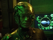 extant_StarTrek_VOY_7x11-Shattered_1699.jpg